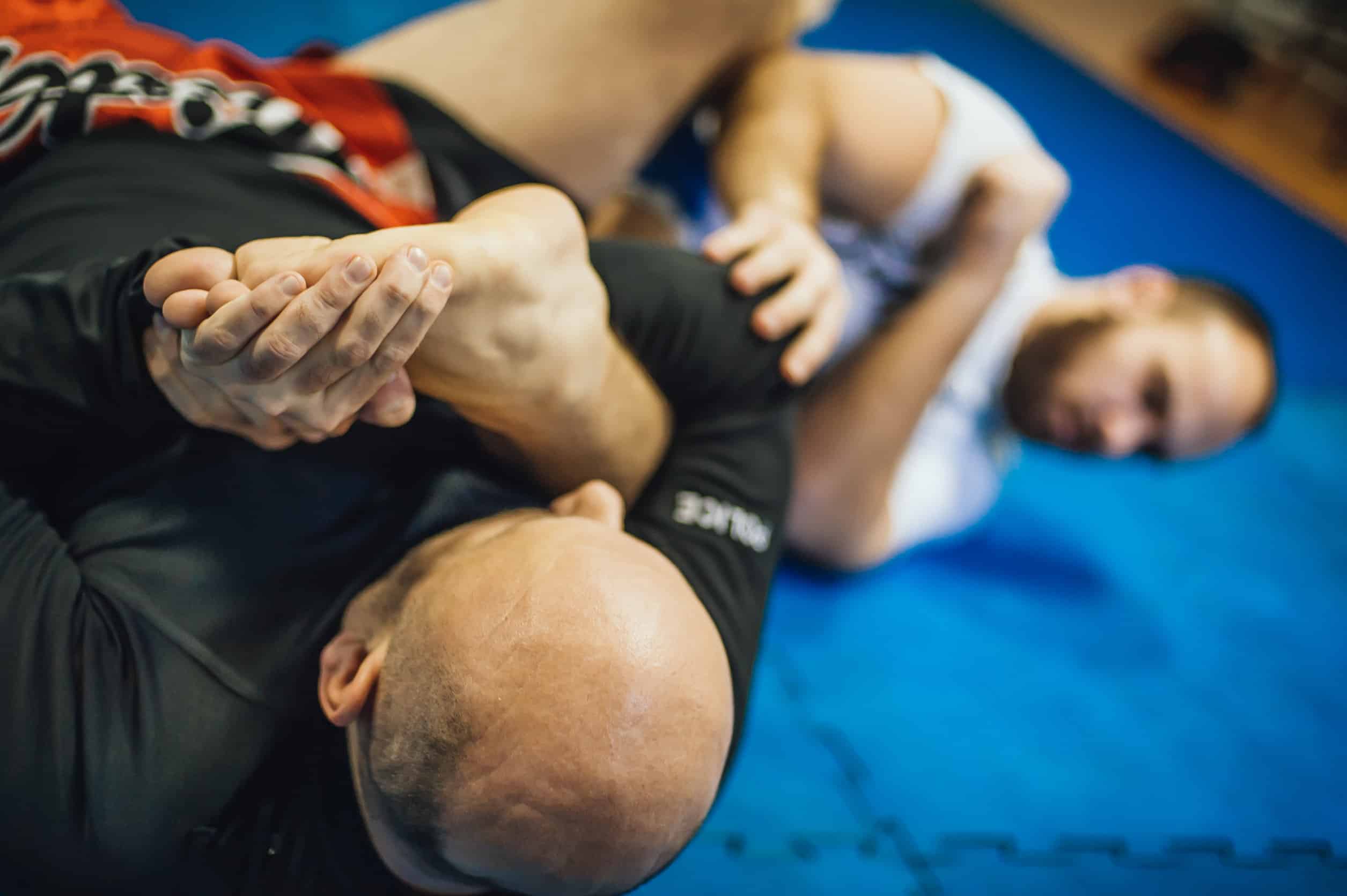Short vs. Long Sleeve BJJ Rashguards Pros and Cons Grappling School